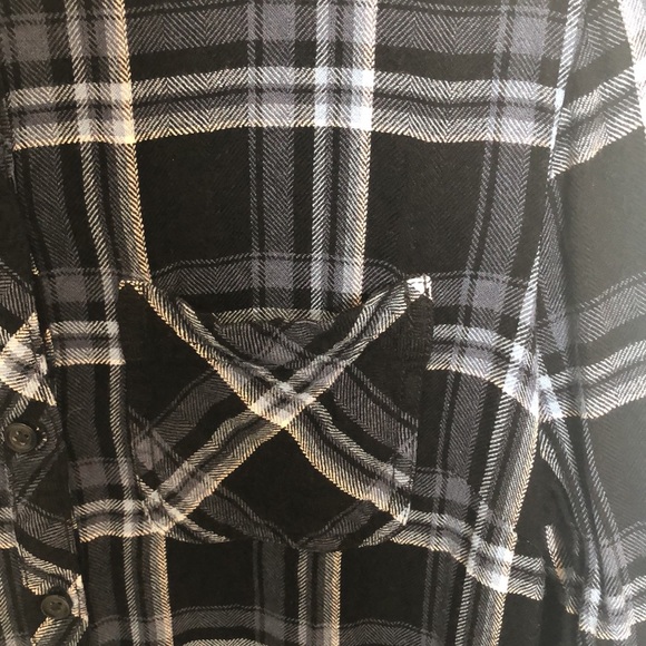 Blue plaid flannel tunic - Picture 2 of 4